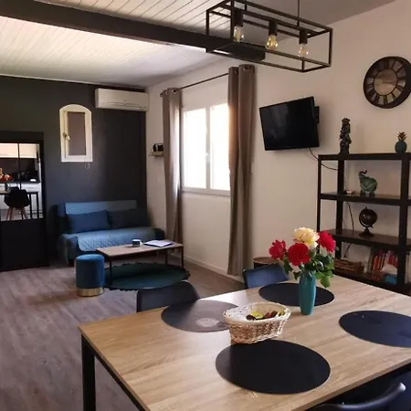 Holiday home Mas Le Colombier *